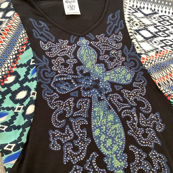 Be Vocal Rhinestone Cross Flutter Sleeve Mixed Print Tunic Top Medium USA Fairy - Picture 3 of 11